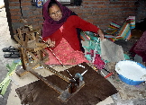 Making handmade paper string in Nepal | Wild Paper handmade paper